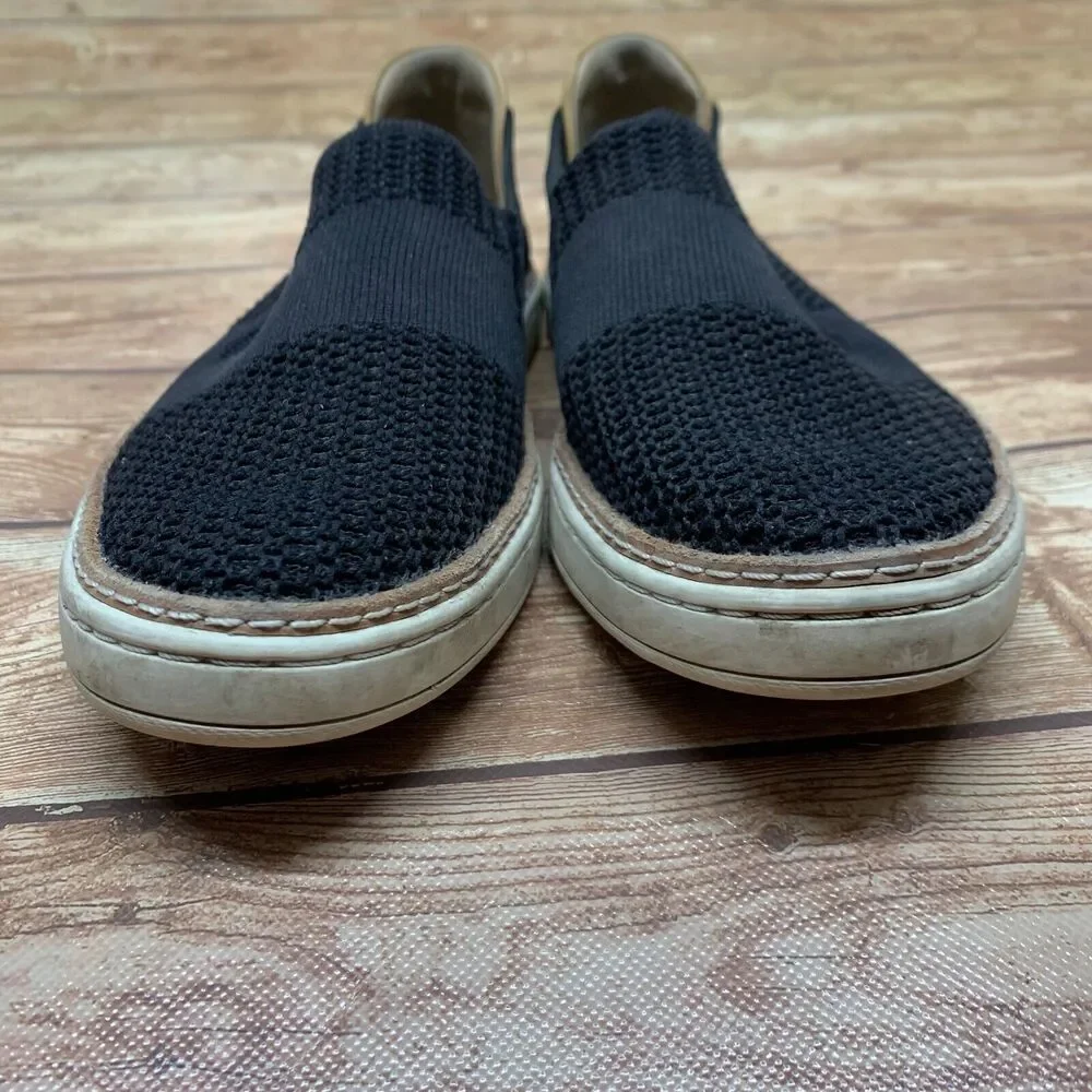 Ugg Women’s Sammy Black Knit Slip On Casual‎ Comfort Sneakers 1016756 Size 9